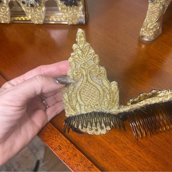 Steve Madden Gold and navy jeweled lace  Heels, clutch and headpiece handmade. 8 - Picture 7 of 17